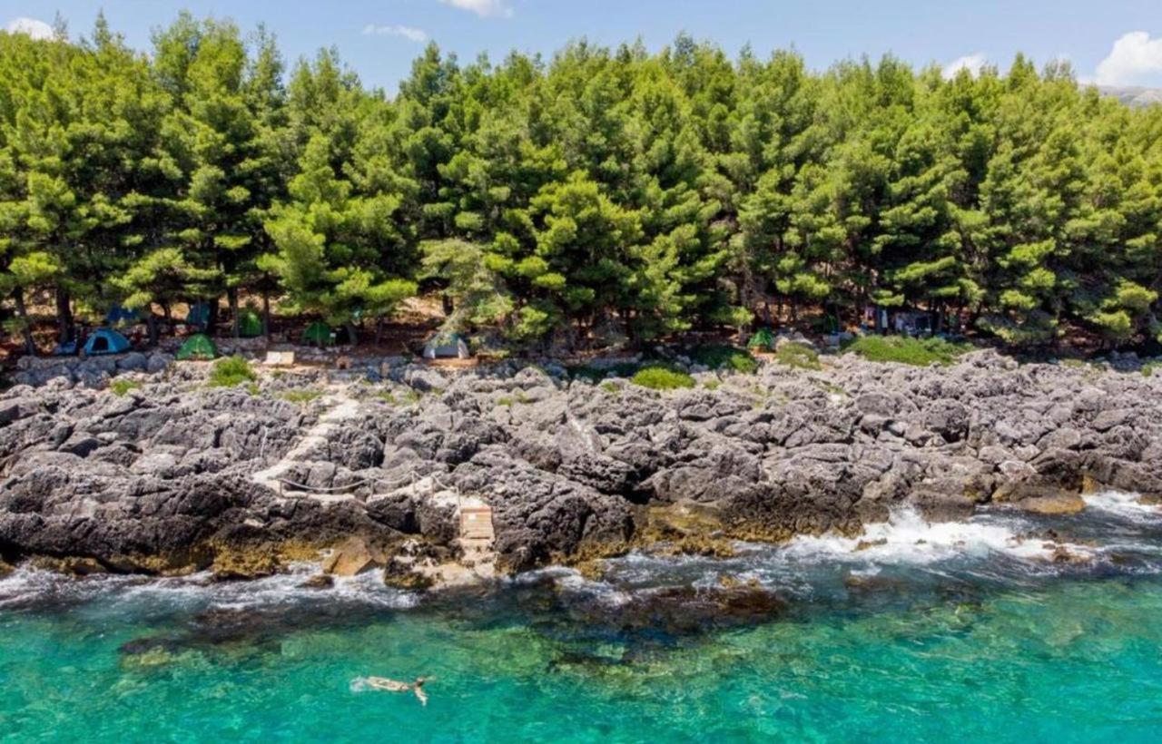 Life On Green Himare Exterior foto